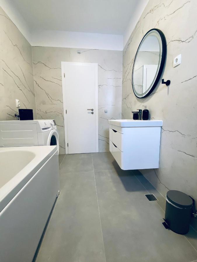 זאדאר West Apartments מראה חיצוני תמונה