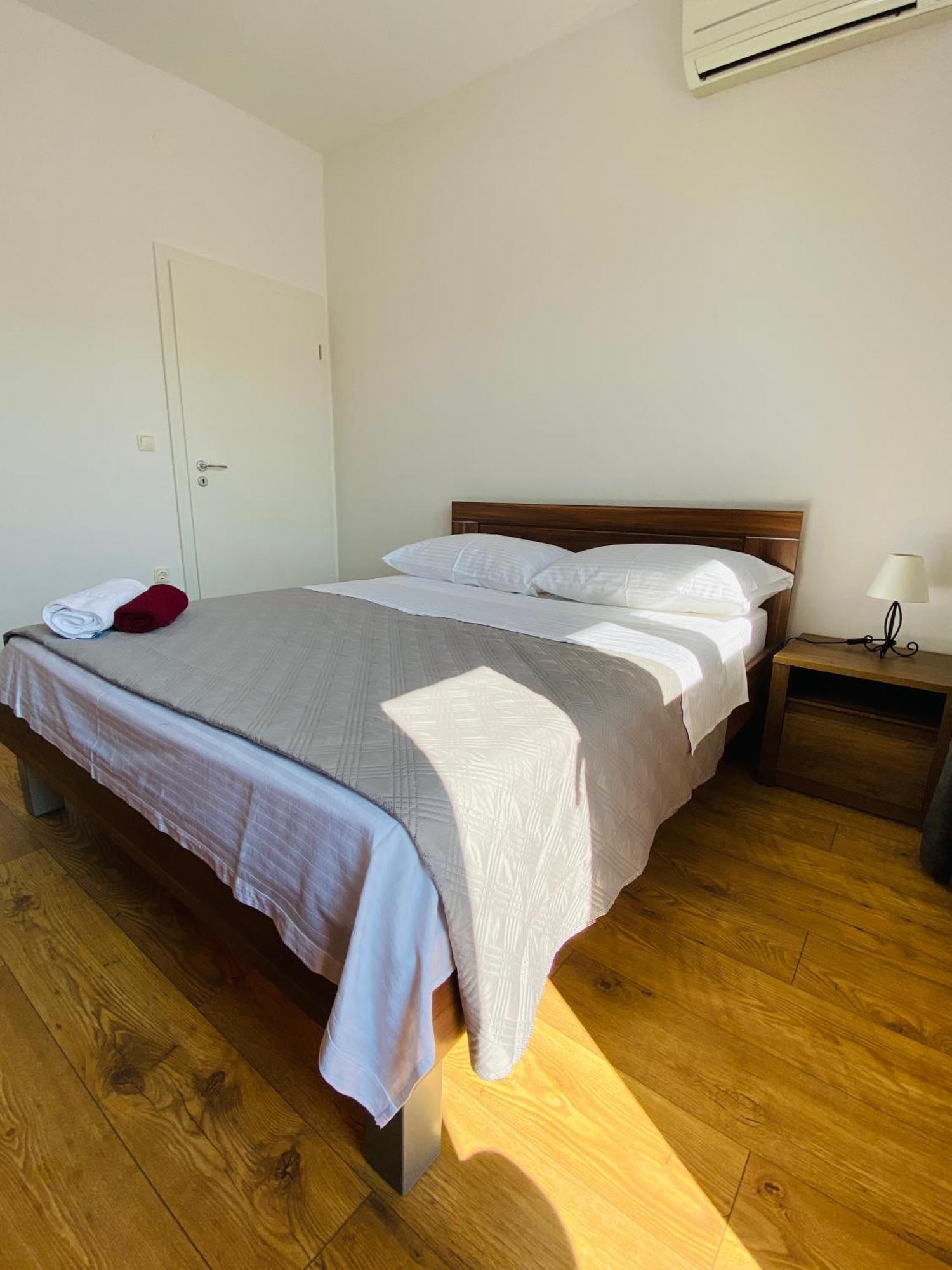 זאדאר West Apartments מראה חיצוני תמונה