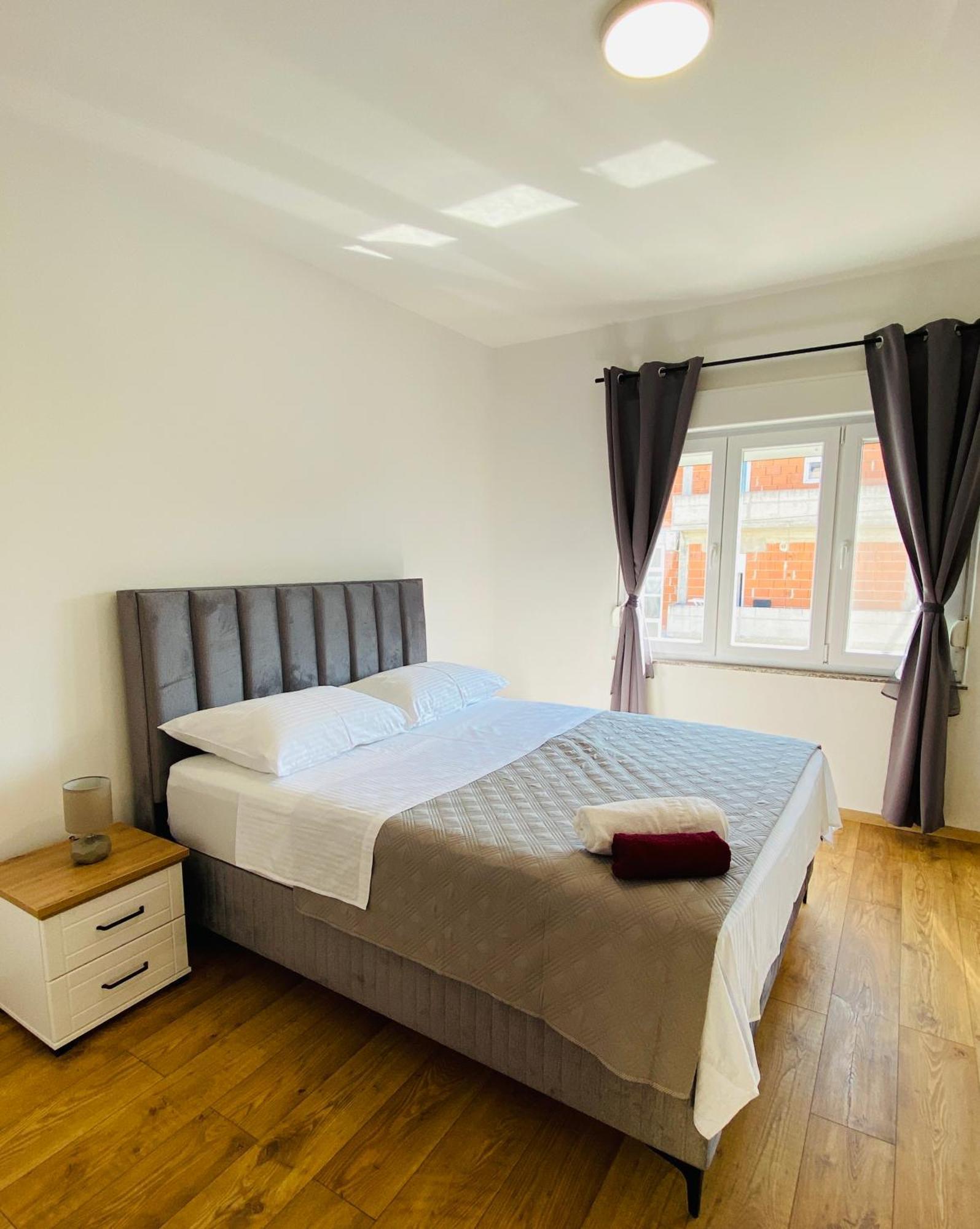 זאדאר West Apartments מראה חיצוני תמונה