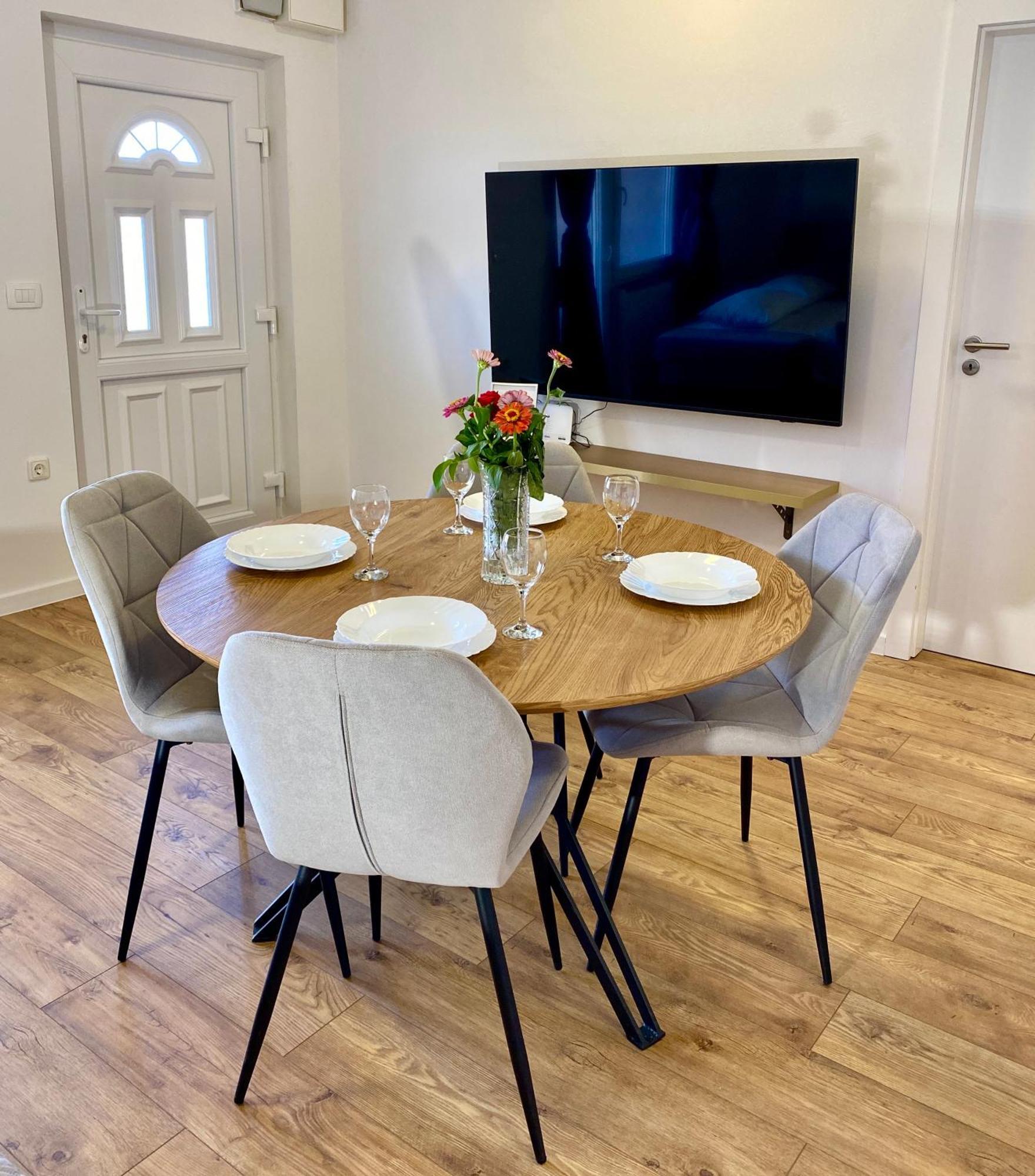 זאדאר West Apartments מראה חיצוני תמונה